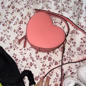 Heart-Shaped Pink Crossbody Bag